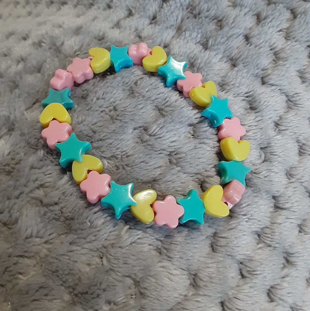 Stretchy heart, star, flower bracelet